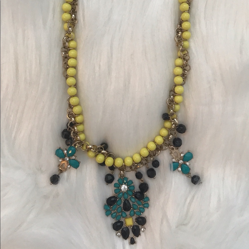 Statement necklace. Yellow & blue. Beaded.